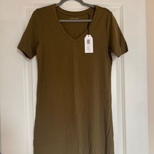 Universal Standard NWT Tesino Tshirt dress in military olive - Size 2XS